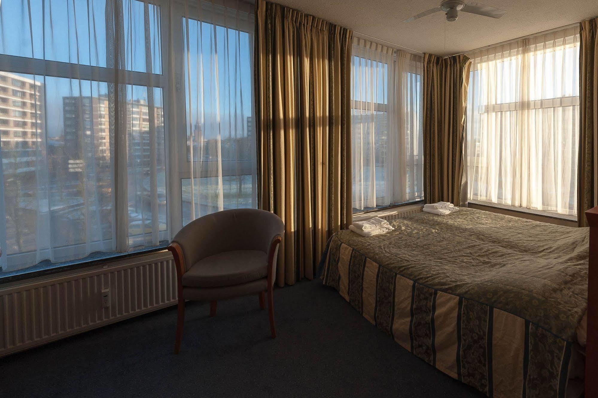 Eurohotel Leeuwarden Eksteriør billede
